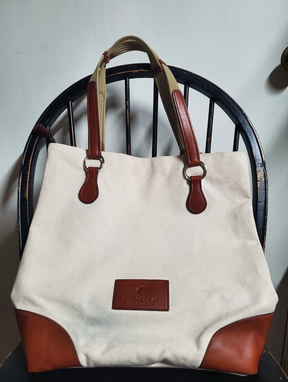 Rebecca Ray Sporting Life Tote - Picture 3 of 13
